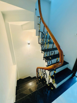 Bán nhà riêng Hoàng Cầu, 5m ra mặt hồ, ô tô đỗ cửa, full nội thất chỉ 8,088 tỷ