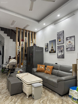 Nhà Xã Đàn,Trung Phụng,cách mặt đường 10 mét.Dt 33,2m2.Giá 8,190 tỷ