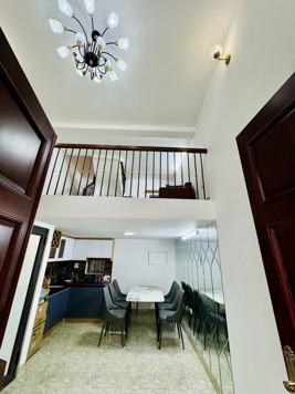 Nhà ĐỐNG ĐA 30m2 x 5 tầng - Lô góc, 3 mặt thoáng - Full nội thất.