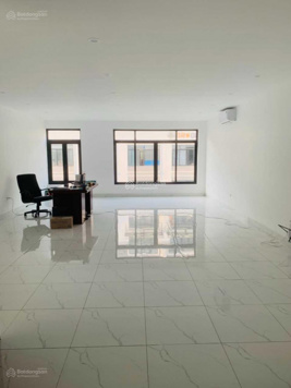 Cho thuê lẻ tầng 1,2,4 Mon City 120m2, ngõ 2 Hàm Nghi, Mỹ Đình. Giá 13 tr/tháng. LH: 0985 643 750