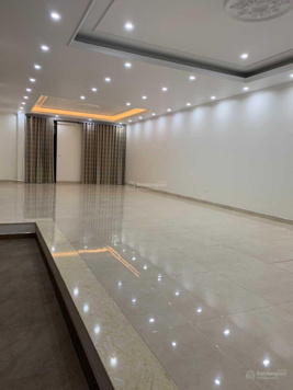 Cho thuê nhà liền kề HD Mon Mỹ Đình DT 120m2, 6T, MT 6m thông sàn thang máy, nhà mới đẹp 62tr/th