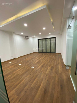 Cho thuê 5 căn liền kề Trần Hữu Dực, Đầu Trịnh Văn Bô cách Iris Garden 500m Tất cả đều ô tô đỗ cửa