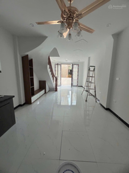 Nhà 3T x 42m2 ôtô đậu cửa gần nhà văn hoá 500m cầu Đại Thành chỉ 2,9 tỷ 0906 045 496