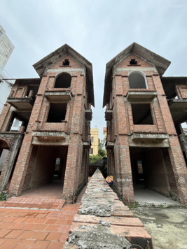 Chính chủ bán 1 trong 2 lô hoặc cả 2 lô biệt thự đơn lập KĐT Pháp Vân giá chỉ nhỉnh 40 tỷ/ lô