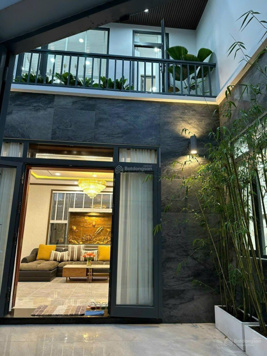 Cần cho thuê villa HXH 383/3A Võ Văn Tần, P. 5, Q. 3