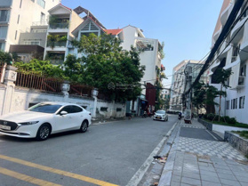 Đất vàng Quảng An - 105m2 x MT 8m - ngõ thông ô tô tránh - vài bước ra Hồ Tây