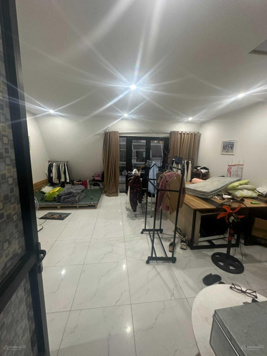 Cho thuê tòa nhà 7 tầng, thang máy, mới đẹp tại Hồ Tùng Mậu, Nguyễn Đổng Chi, ô tô đỗ