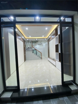 Siêu hot - bán nhà phân lô Nguyễn Hoàng - ngõ oto tránh - kinh doanh - 3 tầng - 52m2 x 3T