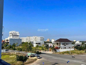 Chào bán lô đất 150m2 đất ngay sát đại học FPT, chỉ 2,45 tỷ rẻ nhất khu đô thị 1B