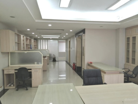 Cho thuê nhà phố Hàm Nghi Mỹ Đình, DT 110m2 x 6 tầng, MT 6m, thông sàn thang máy, bàn giao nhà ngay