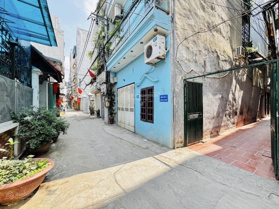 hơn 2 tỷ 5 có hộ khẩu Hoàng Mai - sổ đỏ sang tên - không quy hoạch - 21m2 - 5 tầng -ngõ to ô tô tải