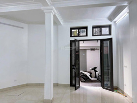 Bán Nhà Chính Chủ Cần Bán Gấp Tại Nhà Số 23 Ngõ 656 Đường Hoàng Hoa Thám.Liên Hệ 0945 333 444