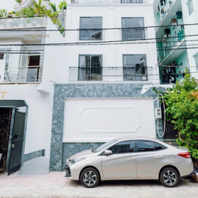 Cho thuê nhà HXH 451/1B Hai Bà Trưng, Phường Tân Định, Quận 1