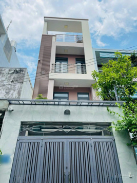 Cho thuê nhà khu Cư Xá Đô Thành, Phường 4, Quận 3