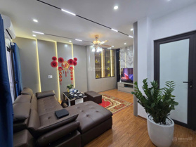 Bán nhà 7 tầng thang máy,thông sàn,trung tâm Cầu Giấy