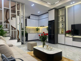 Bán nhà Triều Khúc Thanh Xuân gần ô tô 10m,50m ra Nguyễn Xiển 35m2, 5 tầng. Giá 6.3 tỷ