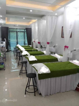 Chính chủ bán nhà mặt đường Trần Hưng Đạo nội thất xịn, đang kinh doanh spa, sinh lời cao