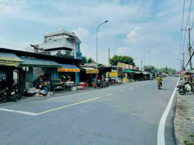 Bán đất MT Nguyễn Văn Khạ DT: 11.34 * 55m nở hậu. Tổng DT 656,2m2: TC 200m2