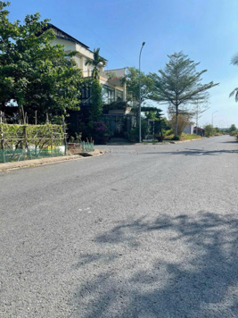 Bán đất nền Bộ Công An C45 Long Thới giá rẻ chỉ 28tr/m2 DT 160m2 sổ hồng cầm tay, xây dựng ngay