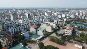 Bán gấp: Biệt thự Khai Sơn/ Thuận Thành /BN/DT: 260m2/MT: 20m/đường 20m/giá: 9,9 tỷ kinh doanh đẹp