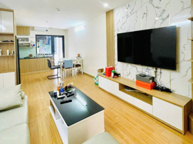 Em cần bán căn góc 2 phòng ngủ chung cư Thanh Bình, 76m2, tầng trung, hướng mát, đủ nội thất
