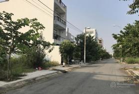 Bán gấp lô đất 82m2 đường Trương Văn Bang Phường Thạnh Mỹ Lợi Quận 2 - SHR - full thổ cư - 3 tỷ 2
