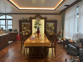 200m2 Paris có thang máy. Vị trí VIP, cạnh công viên, bể bơi các tiện ích