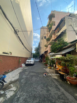 Sát mặt tiền - hẻm xe hơi Phan Đăng Lưu, Bình Thạnh. DT 4 x 22m - cấp 4 phù hợp xây mới - vuông vức