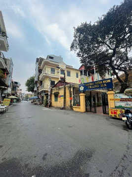 Bán lô đất rất đẹp trung tâm thành phố Từ Sơn. Đầy đủ mọi tiện ích không thiếu gì. Giá sập sàn