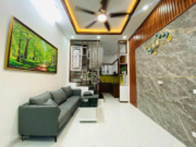 Gần ngay Hồ Quỳnh nhà Ngõ Quỳnh, HBT - 20m ra hồ - Vài bước ra mặt phố DT 52m2 + 5tầng - giá 1x tỷ