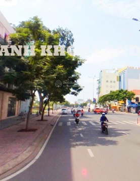 Giá cực tốt vô địch chớp ngay - bán đất mặt tiền kinh doanh 66,42m2 - Đường 109 - P. Phước Long B