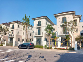 Bán biệt thự siêu VIP đối diện khu công viên diện tích 216m2 tại VSIP Bắc Ninh