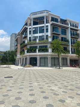 Cần cho thuê gấp! Căn góc 99m2 shophouse The Manor Central Park, full nội thất, mặt phố đi bộ
