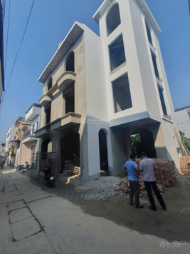 2,95 tỷ - Nhà 4 tầng mới xây gần trường chuyên Lam Sơn