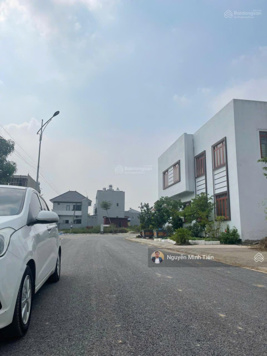 Chính chủ bán 100m2 đất TĐC trung tâm quảng trường Vạn Xuân TP Phổ Yên giá bán nhanh 2.9 tỷ