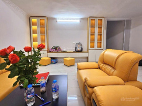 Nhà mới đón tết ngay đầu phố Cự Lộc, Nguyễn Trãi, Thanh Xuân sát Royal City, 37m2, 5 tầng, 5.8 tỷ