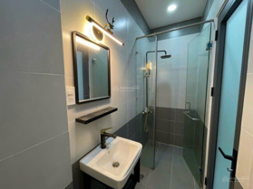 Cô Sáu bán nhà Đào Duy Từ - P3 - Phú Nhuận. Giá 3Tỷ290/63,7m2 cho thuê 23 triệu. gần chợ Phú Nhuận