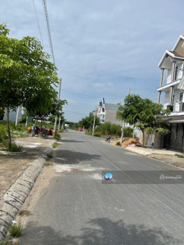 Kẹt vốn bán lô đất giá ngộp 450tr/120m2/SHR Đ, Trương Thị Kiện, Thái Mỹ, Củ Chi. Ngay Phu Lam Farm