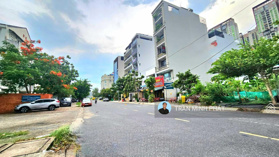 Nhượng lại giá đầu tư lô đất TTCH Quận 2 (TP. Thủ Đức). DT: 100m2. Mặt tiền đường lớn lộ giới: 20m