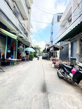 Hương Lộ 2 - hẻm 8m - 80m2 - nhà vẫn ở tốt - ngộp bank - giá tốt khu vực - chỉ hơn 4 tỷ