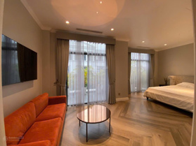 Song lập Pari 200m2 chỉ 20,5 tỷ hoàn thiện có thang máy, mua là lãi, giá rẻ hơn nhà thô