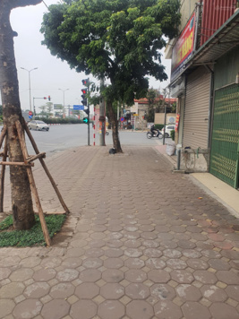 Bán nhà mặt phố Nguyễn Đức Thuận, huyện Gia Lâm, khu đô thị Đặng Xá, 120m2, MT 4,5m, 8,5 tỷ