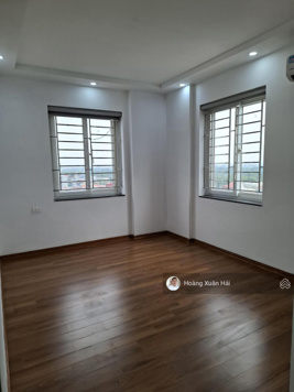 Cực hiếm căn góc chung cư Việt Hưng 87m2 3PN/2WC ban công Đông Nam giá 3,85 tỷ