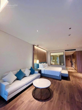 CẦN BÁN GẤP, GIÁ CẮT LỖ SIÊU RẺ, căn 55,9m2 tầng trung VIEW VỊNH SIÊU ĐẸP, GIÁ CHỈ 2.2xx