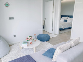 Căn hộ 1 ngủ view cầu Bãi Cháy cách biển 100m trung tâm du lịch Bãi Cháy. Chỉ 1 tỷ 8