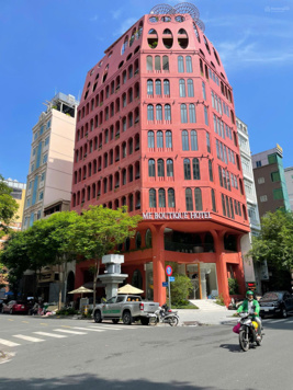 BÁN NHÀ TỔ CHƯA MUA BÁN LẦN NÀO MẶT TIỀN TÔN THẤT THIÊP Q1 - 7X48M XÂY 7LẦU HĐT 300TR/TH GIÁ 250TỶ