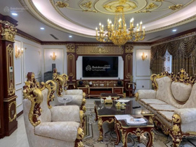 Bán nhà mặt phố Xã Đàn, Đống Đa. DT sổ 63m2 x 5T, MT 5m. Thang máy, thông sàn, vỉa hè cực rộng