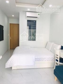 Căn hộ dịch vụ studio đẹp, nhà mới trong Phú Mỹ Hưng, Quận 7. Giá 9 triệu/tháng có ban công