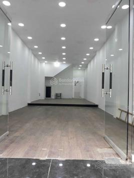 Cho thuê mặt tiền 127C Cô Giang, P2, Phú Nhuận - 4x15m 3 lầu