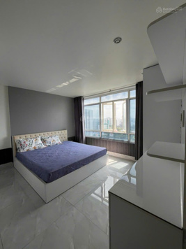 Bán gấp căn hộ lofthouse Phú Hoàng Anh, diện tích 230m2, 5PN, 4WC, nhà đẹp, gía 4 tỷ 500 triệu